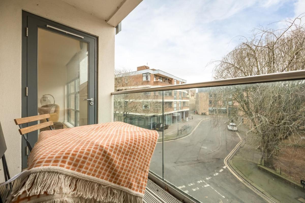 Modern Flat, Oxford City Centre Екстер'єр фото